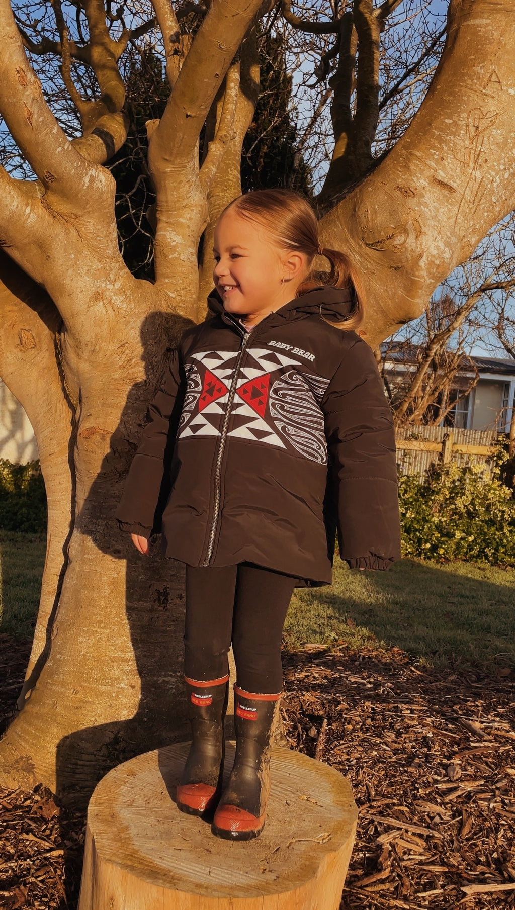 Tū Māia Puffer Jacket